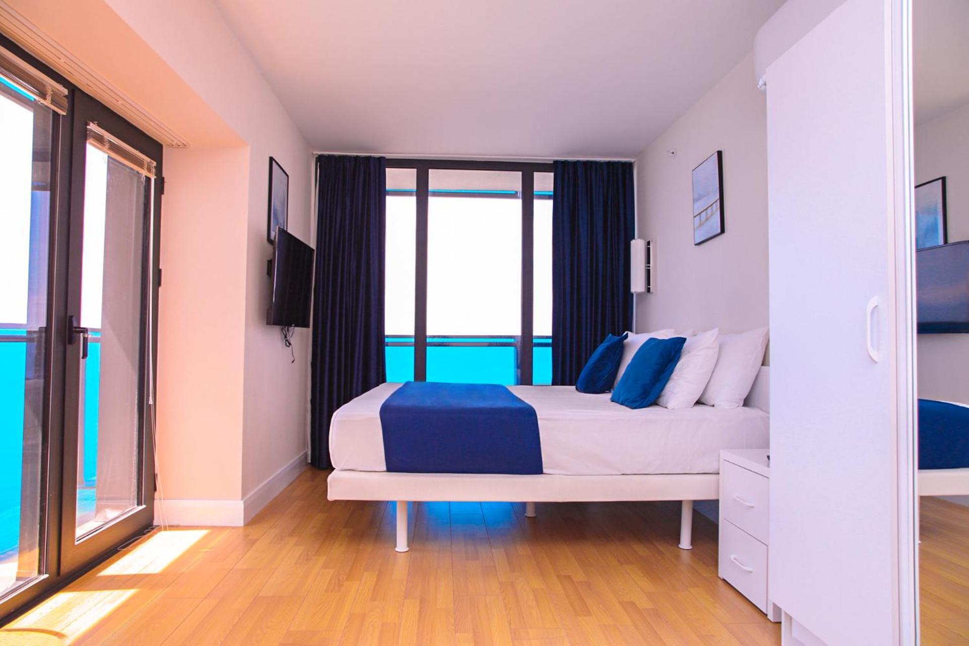 Orbi Twin Towers Aparthotel With Sea View Batoemi Buitenkant foto